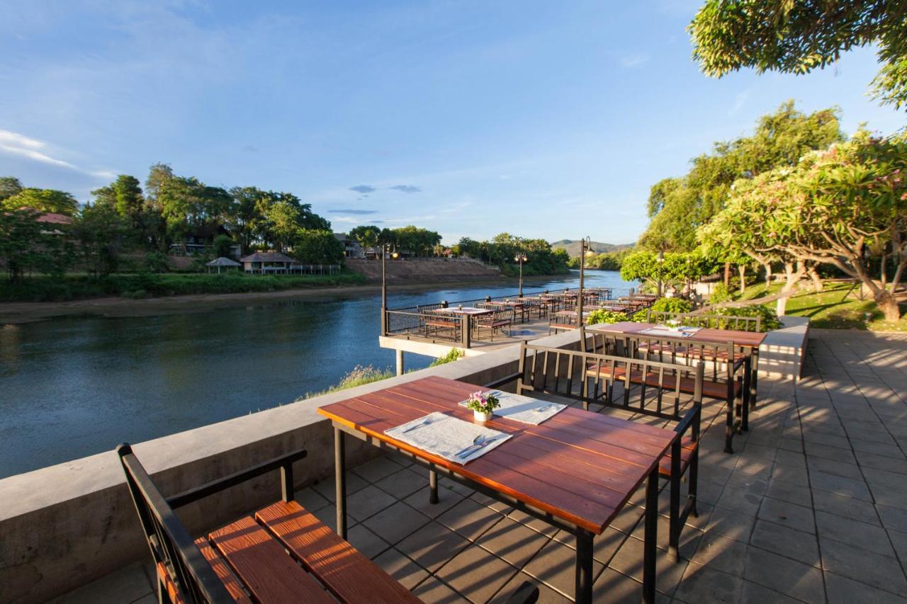 Royal River Kwai Resort&Spa -SHA Extra Plus Kanchanaburi Esterno foto